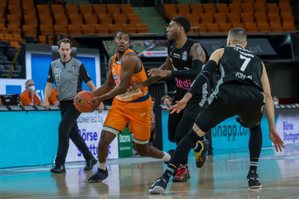 也确保球队 也确保球队