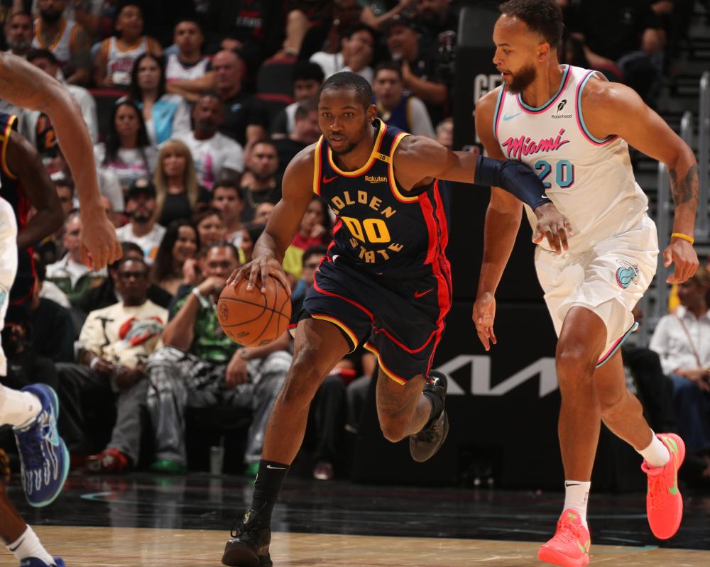 着来自球队 着来自球队