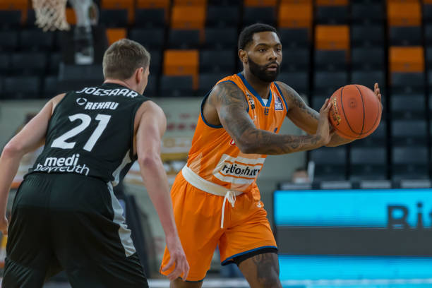 市场影响与 市场影响与